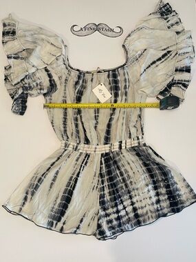 La Ven Romper Black And White Tie Dye Large